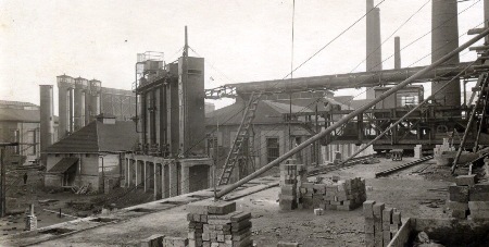 MEC Stadthagen: Georgschacht: Bau der Ammoniakfabrik 1925-26. Quelle: Berg- und Stadtmuseum Obernkirchen