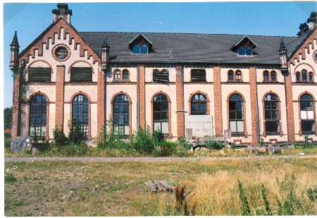 MEC Stadthagen: Georgschacht: Elektrozentrale. Schmuckfassade der Stadtseite 1999. Quelle: Stadtarchiv